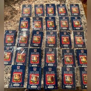 27 St. Louis Cardinals 2005 Pin Collection